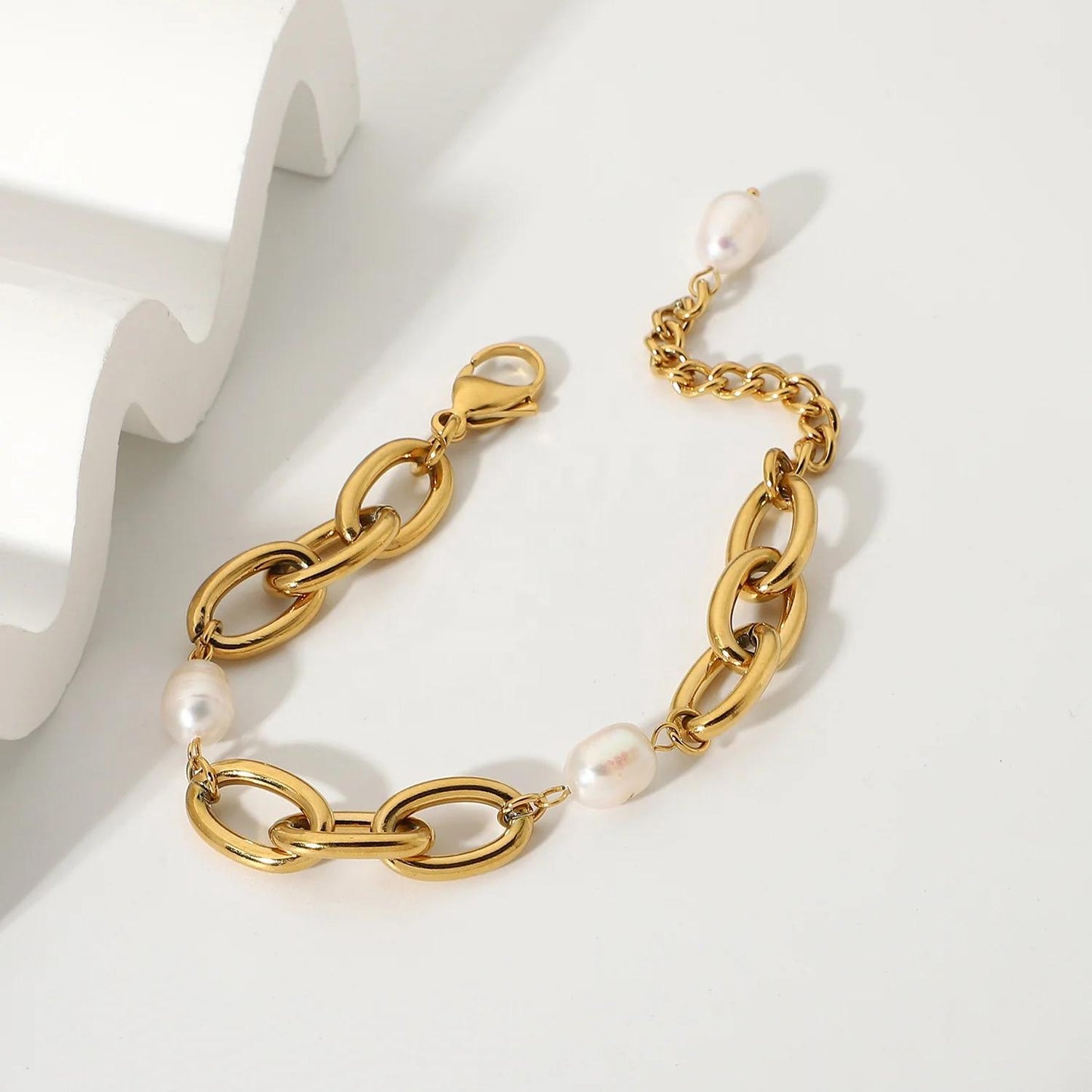 Pearl Reverie Gold Link Bracelet