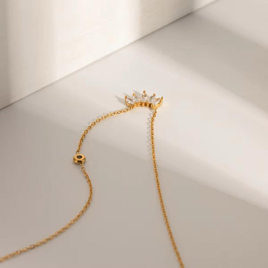 Coronet Glow Necklace