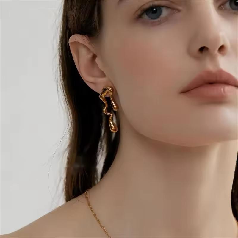 Asymmetrical Aurora Flow Gold Drop Earrings