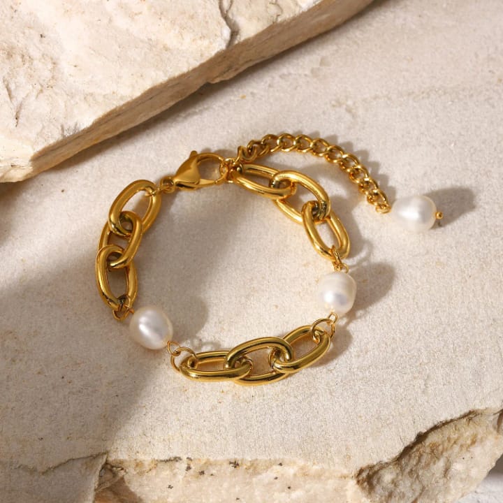 Pearl Reverie Gold Link Bracelet